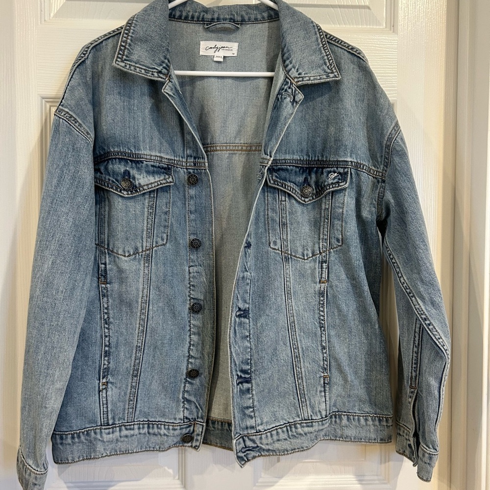 Carly Jean Los Angeles Light Wash Blue Denim Jacket